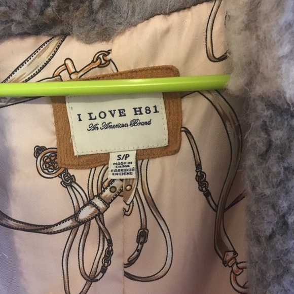 S O L D 💰 Fake Fur Vest - Picture 3 of 4